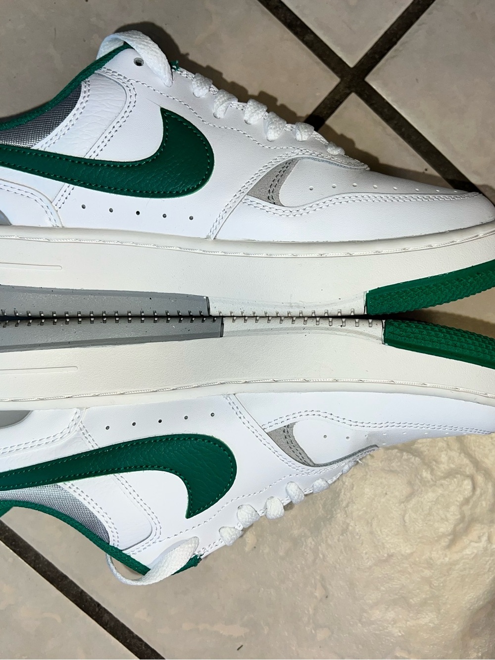 Nike White & Green Low-Top Gamma force Sneakers - Picture 4 of 8